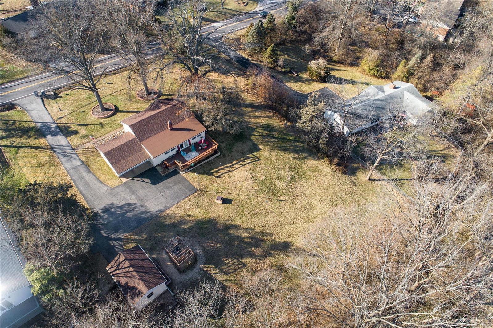 944 Schulte Road St. Louis, MO 63146 - Photo 2 of 29 Gallery Image 2