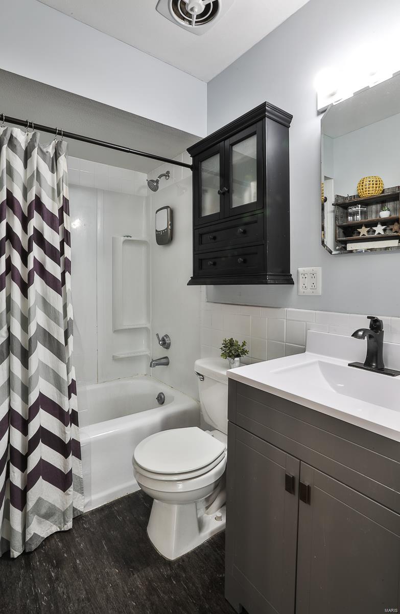 944 Schulte Road St. Louis, MO 63146 - Photo 19 of 29 Gallery Image 19
