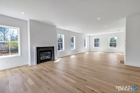 $1,295,000 | 355 Spring Hill Road, Monroe, CT 06468