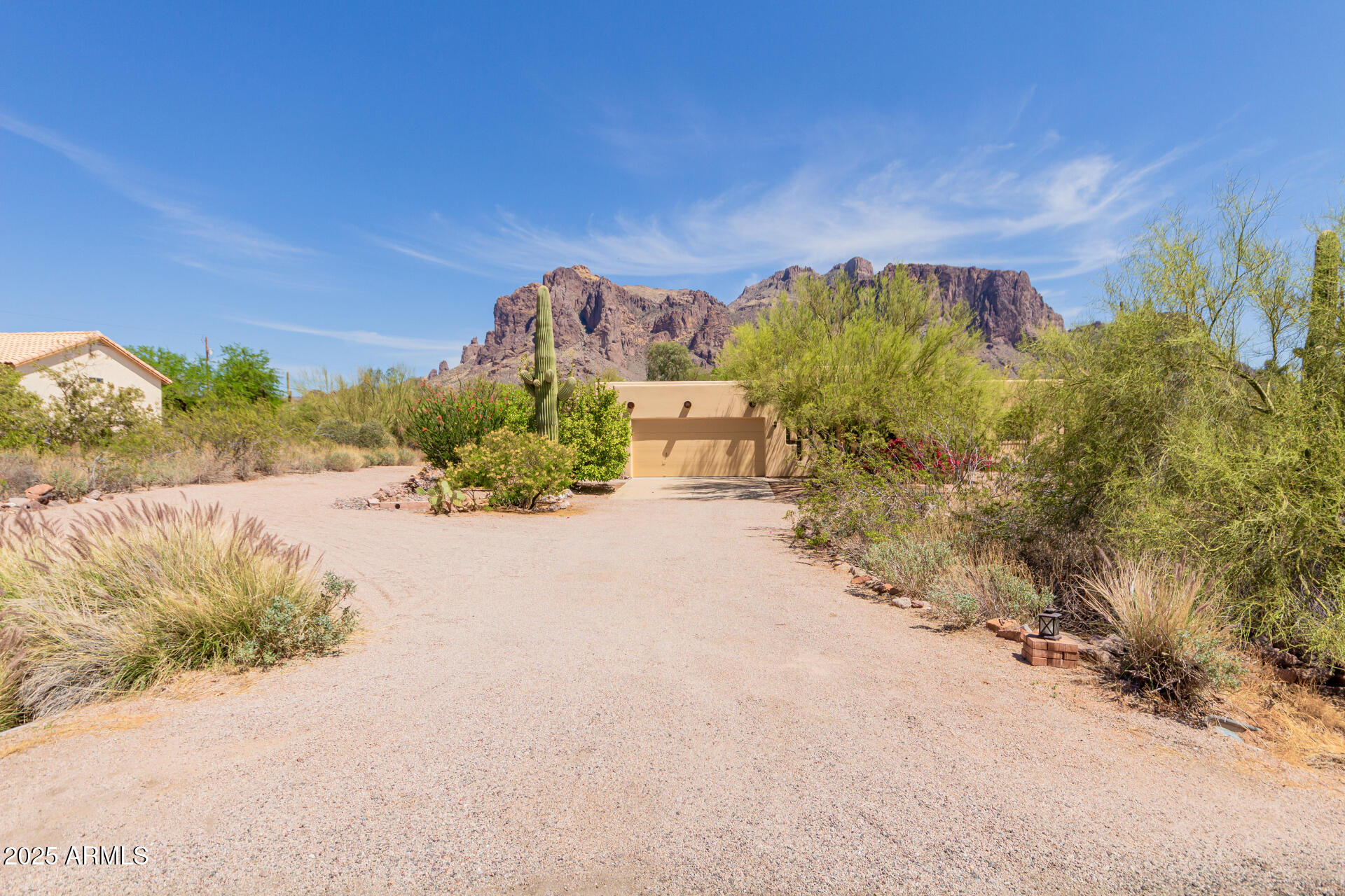 3243 North Val Vista Road Apache Junction, AZ 85119 - Photo 2 of 66 01 Val Vista