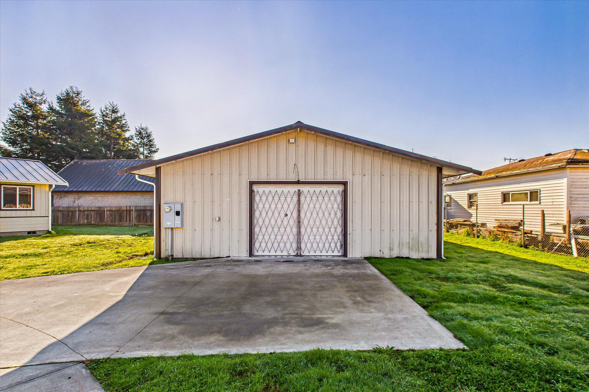 230 Smither Court Rio Dell, CA 95562 - Photo 31 of 37