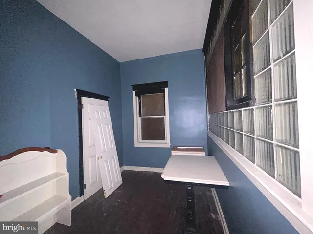 a backyard of a building