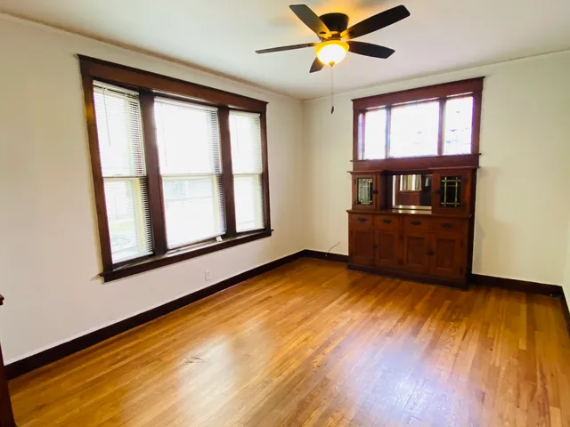 $1,390 | 4040 West Dickens Avenue, Unit 1W, Chicago, IL 60639