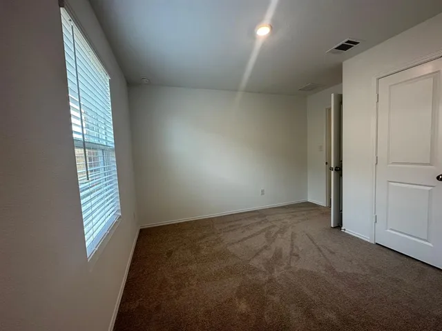 $2,150 | 121 Seminole Drive, San Marcos, TX 78666