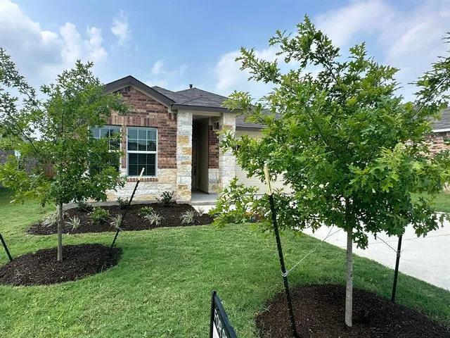 $2,150 | 121 Seminole Drive, San Marcos, TX 78666