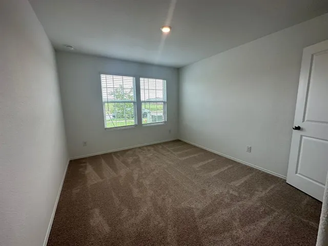 $2,150 | 121 Seminole Drive, San Marcos, TX 78666