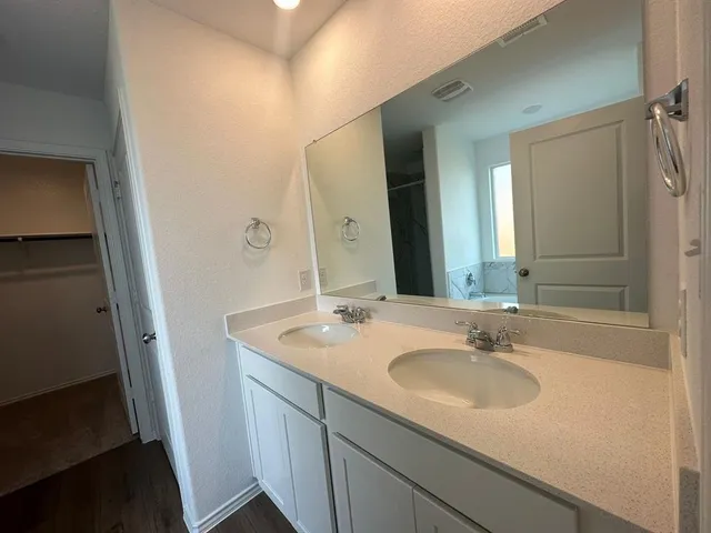 $2,150 | 121 Seminole Drive, San Marcos, TX 78666