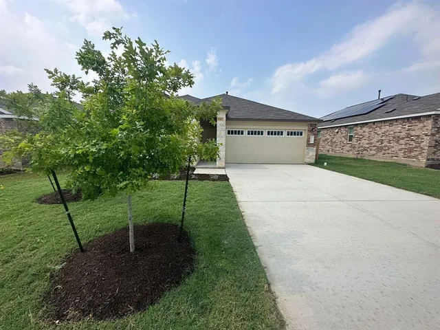 $2,150 | 121 Seminole Drive, San Marcos, TX 78666