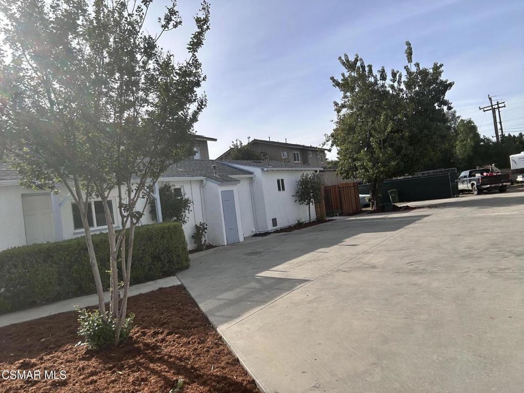 4476 Apricot Road, Unit C Simi Valley, CA 93063 - Photo 2 of 9