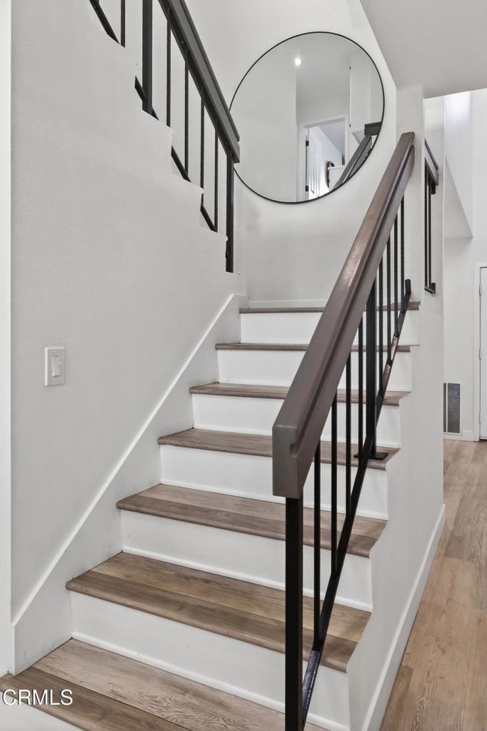 4975 North Buttercreek Road Moorpark, CA 93021 - Photo 21 of 47 Stairwell to Bedrooms