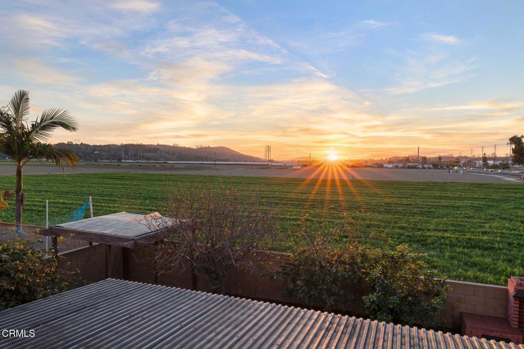 4975 North Buttercreek Road Moorpark, CA 93021 - Photo 41 of 47 Sunset View from Second Leve