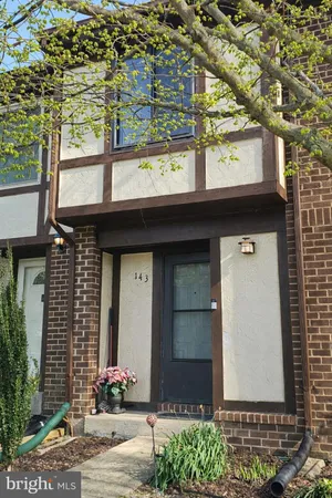 $325,000 | 143 Bourbon Court, Parkville, MD 21234