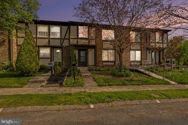$325,000 | 143 Bourbon Court, Parkville, MD 21234