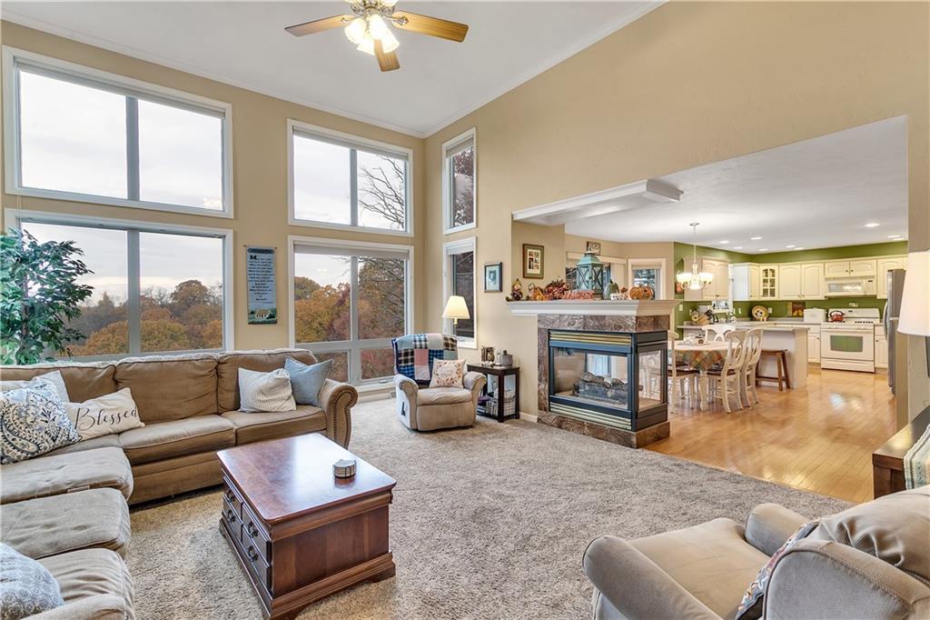 738 New Texas Road Pittsburgh, PA 15239 - Photo 7 of 25 Gallery Image 7