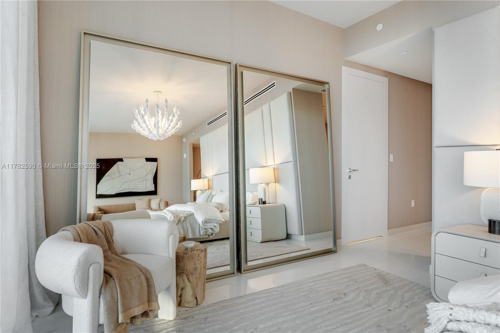 300 Biscayne Blvd Way, Unit 4101 Miami, FL 33131 - Photo 13 of 41