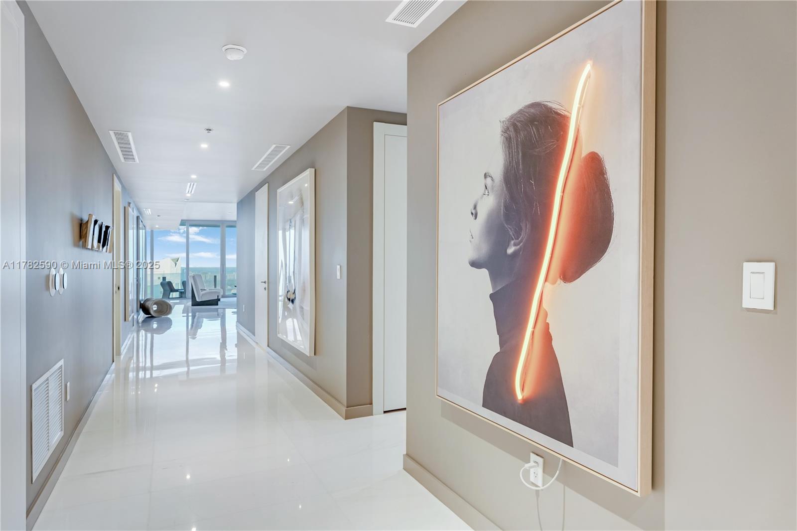 300 Biscayne Blvd Way, Unit 4101 Miami, FL 33131 - Photo 33 of 41