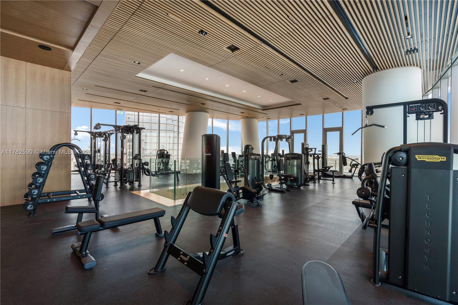 300 Biscayne Blvd Way, Unit 4101 Miami, FL 33131 - Photo 39 of 41