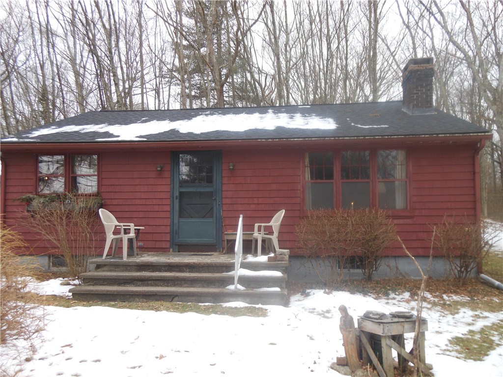 25 Rockland Road Scituate, RI 02857 - Photo 1 of 8 EXTERIOR FRONT