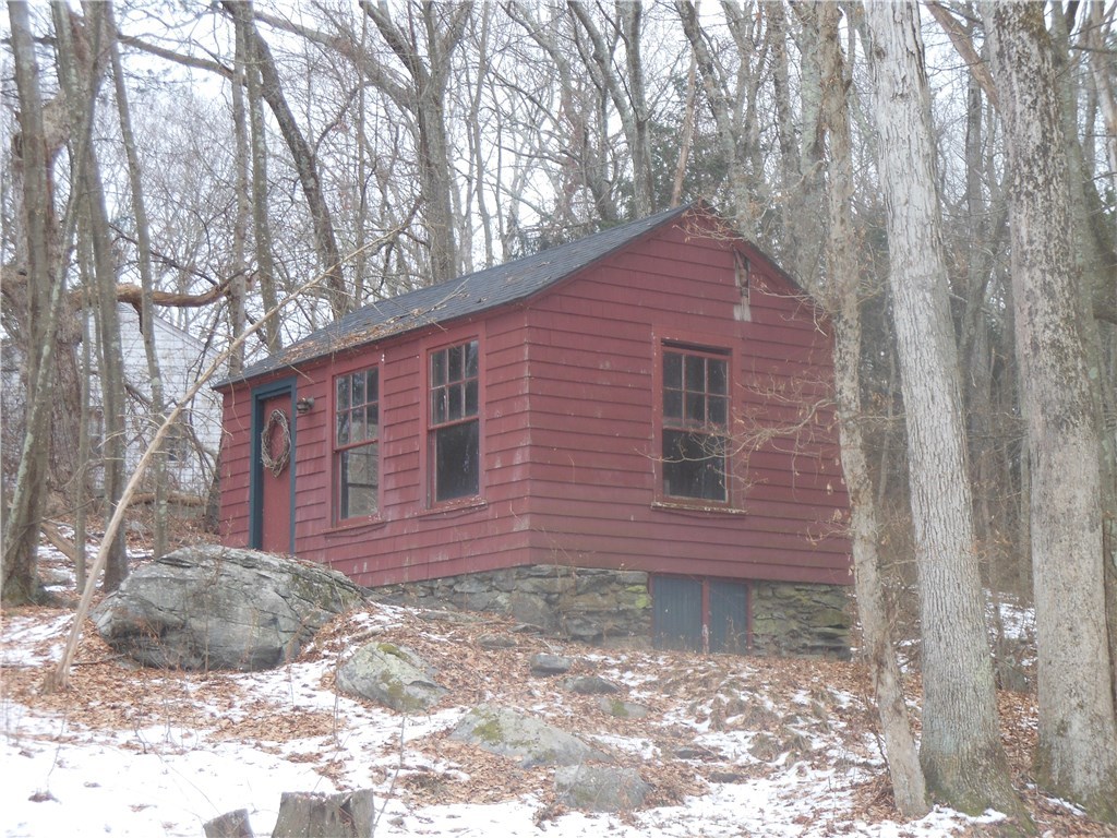 25 Rockland Road Scituate, RI 02857 - Photo 8 of 8 SHED/STUDIO/WORKSHOP