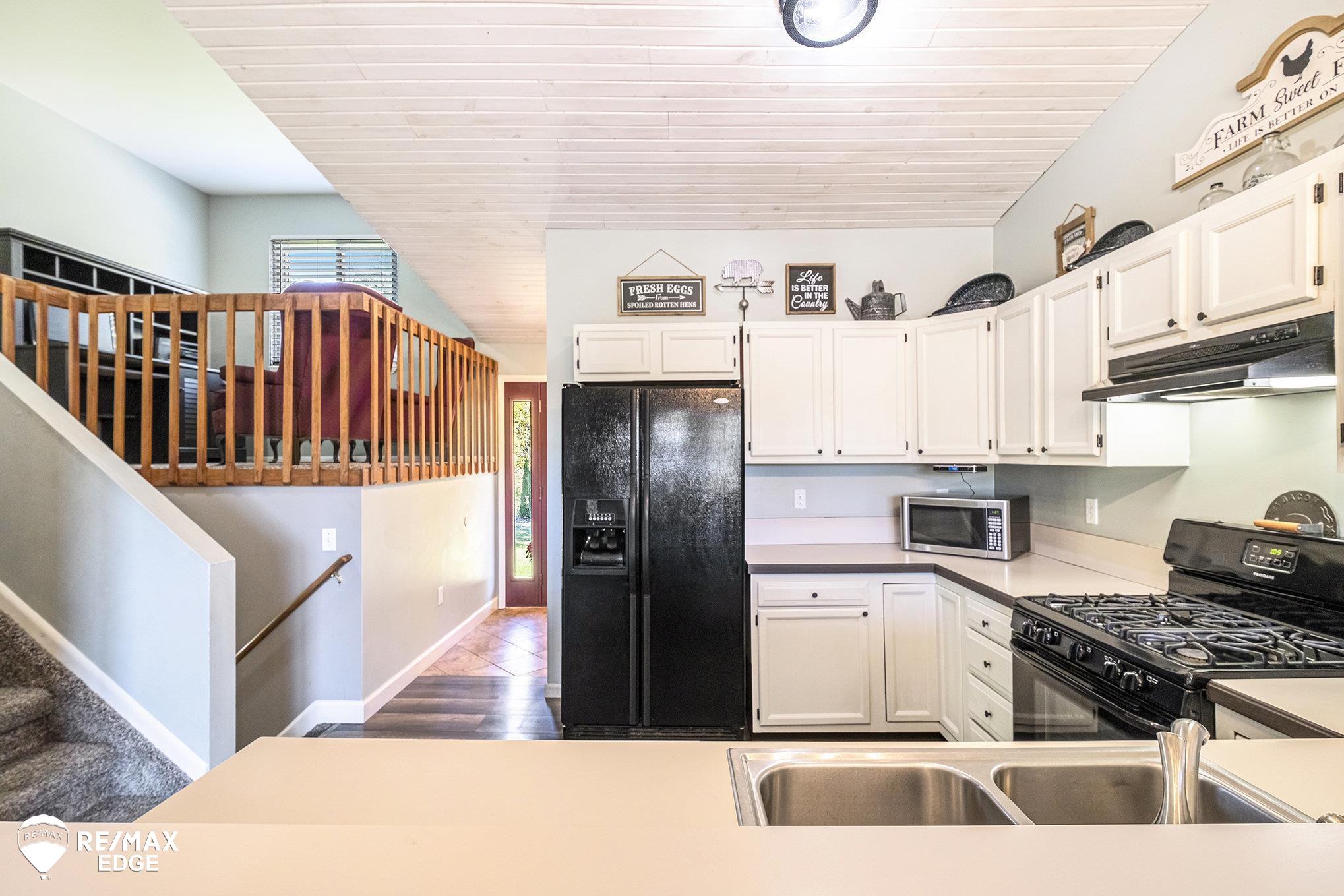 5460 Walker Road Goodrich, MI 48438 - Photo 13 of 37