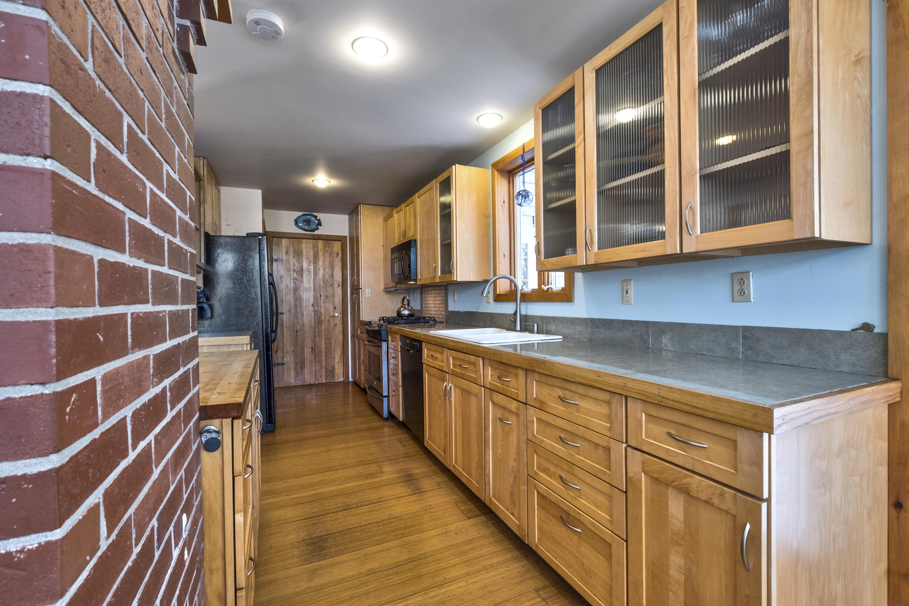 135 East Fork Road Camden, ME 04843 - Photo 10 of 42 Kitchen