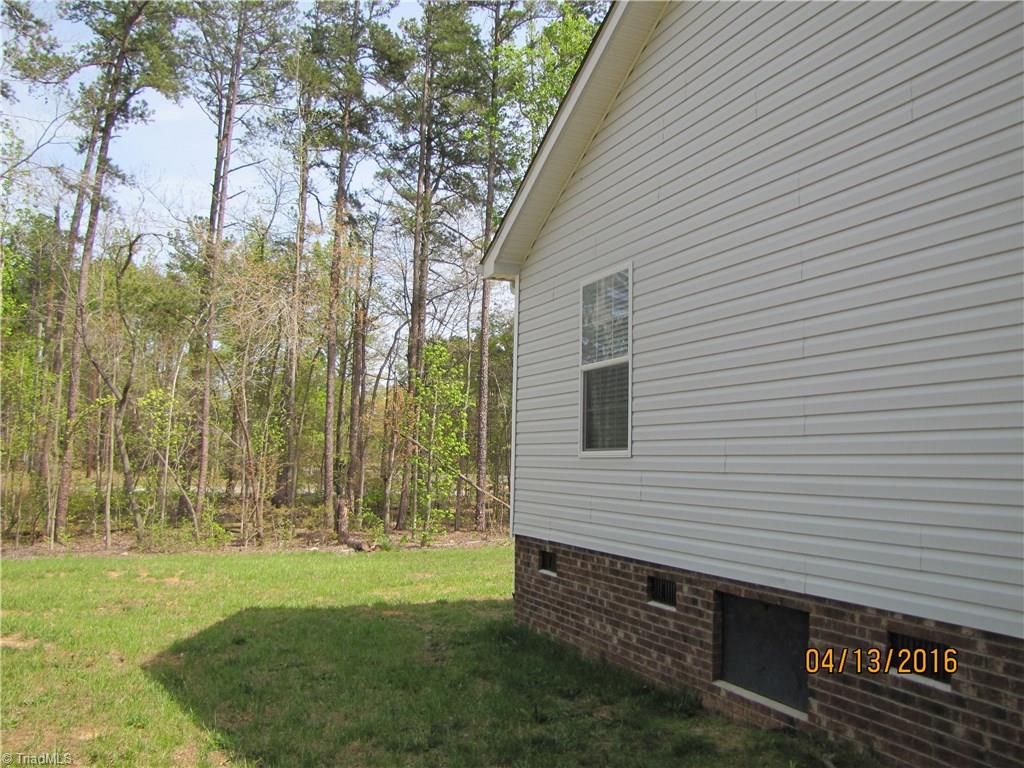 7226 Ledbetter Road Climax, NC 27233 - Photo 21 of 25 Side View.
