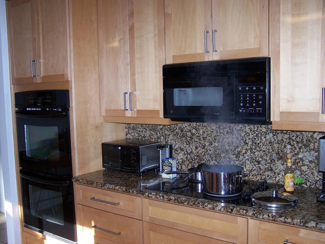 7488 Malibu Crescent Boca Raton, FL 33433 - Photo 7 of 12 kitchen 3