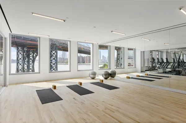 $5,750,000 | 8 South 4th Street, Unit PH3B | Williamsburg