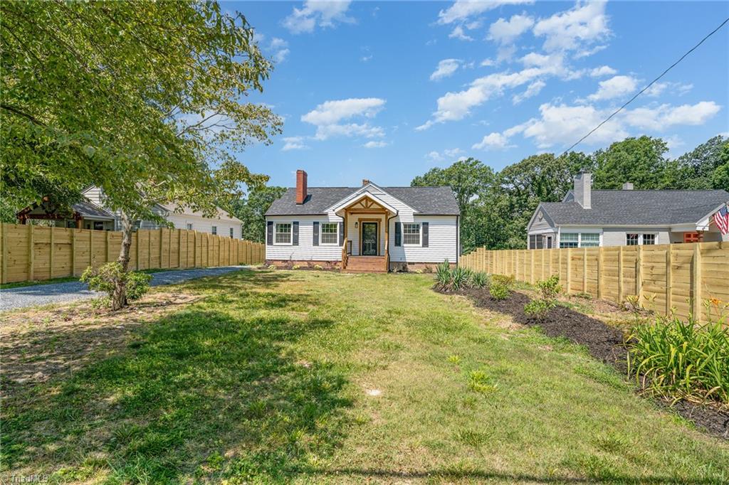 334 Ridgecrest Road Asheboro, NC 27203 - Photo 3 of 26 Gallery Image 3
