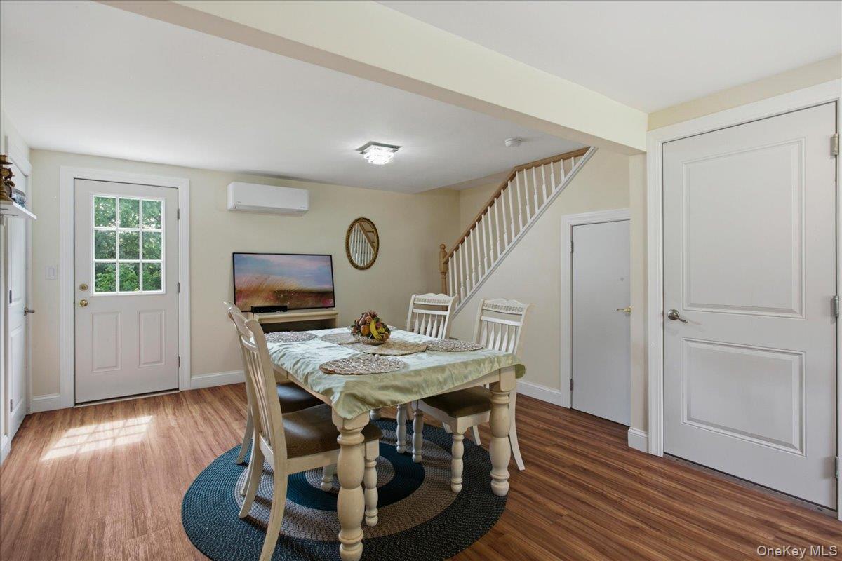 436 Storms Road Valley Cottage, NY 10989 - Photo 9 of 34