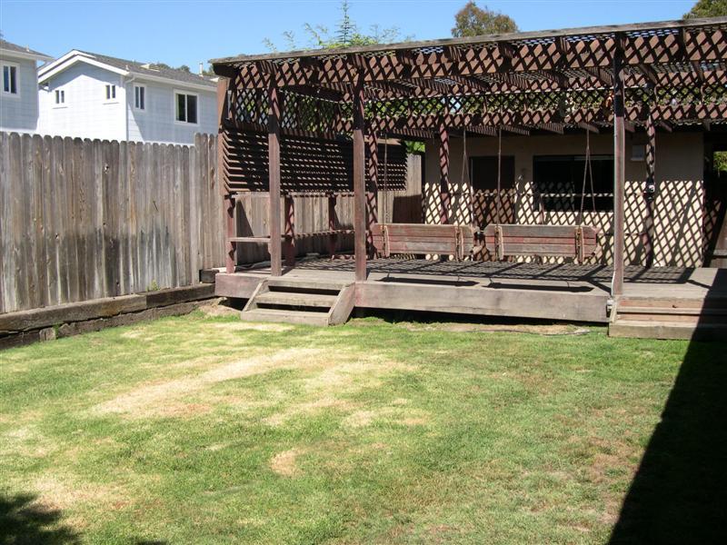 6784 Sueno Road, Unit A & B Goleta, CA 93117 - Photo 5 of 5 6784 B Sueno Backyard2 (Medium)