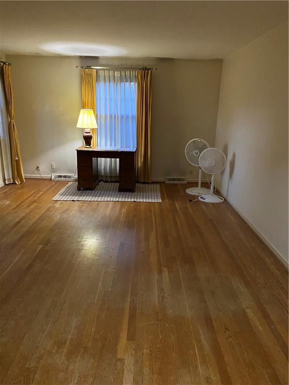 8749 Lancaster Road Indianapolis, IN 46260 - Photo 12 of 15 Gallery Image 12