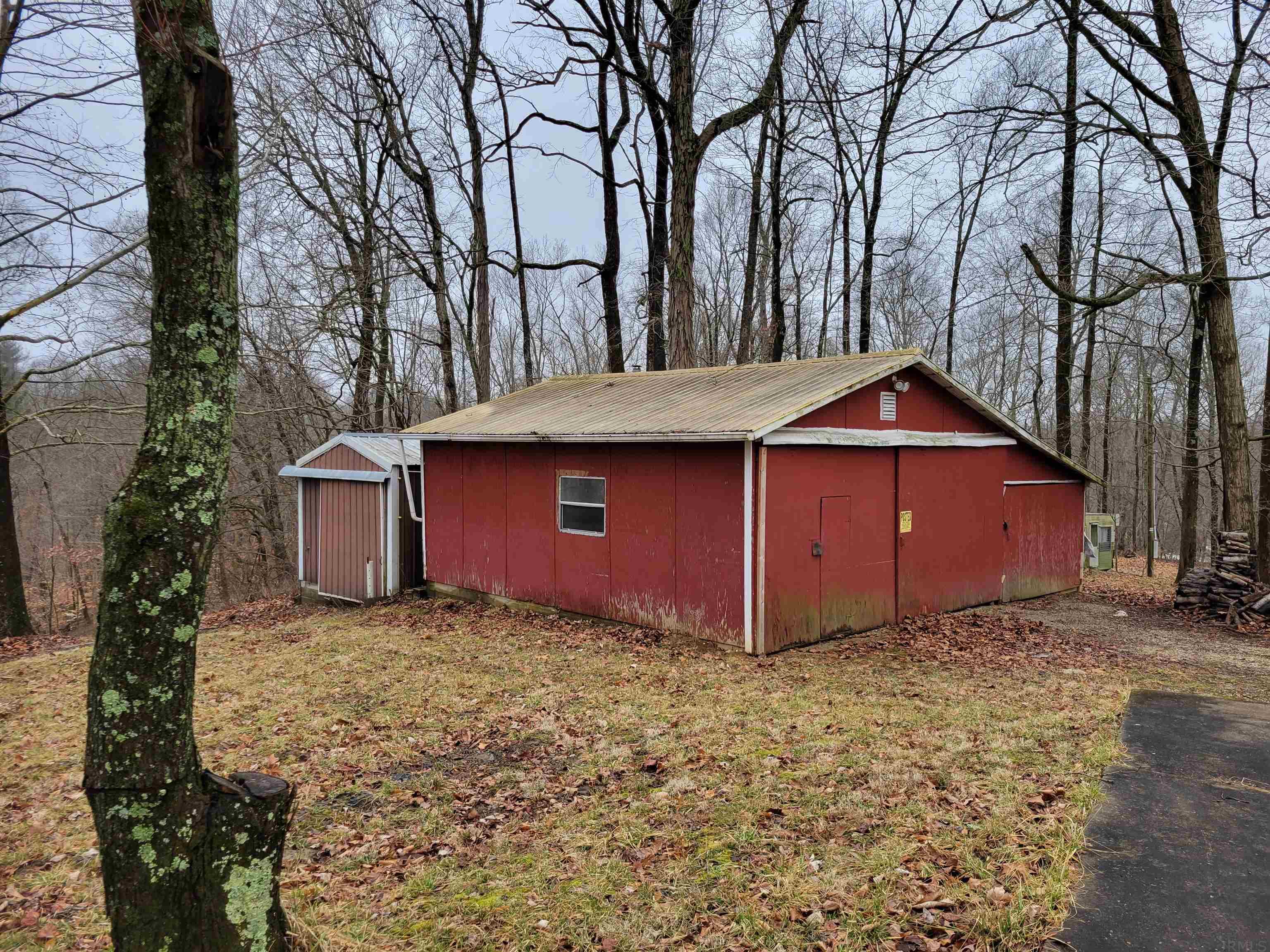 1650 WPA Road Mitchell, IN 47446 - Photo 28 of 33