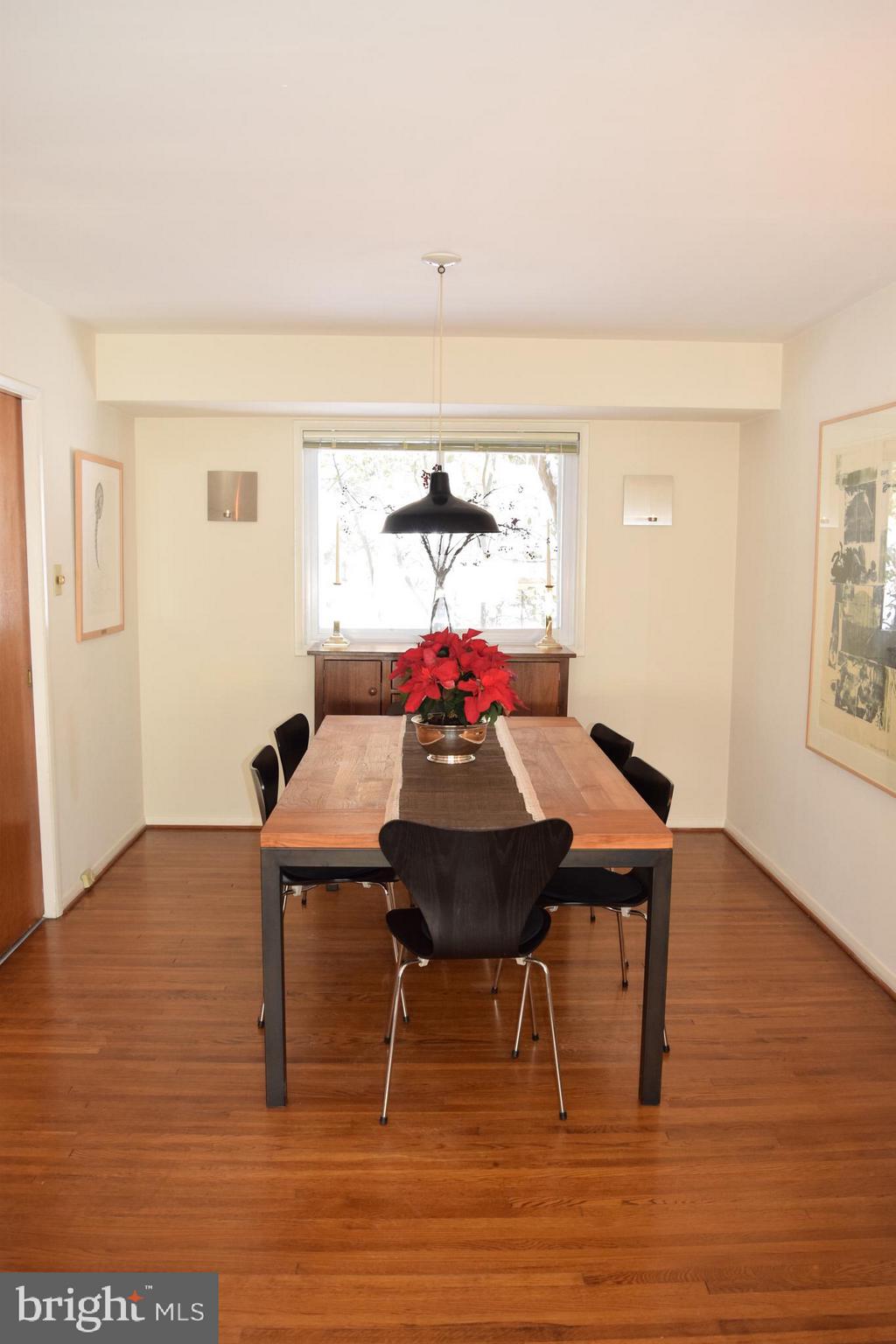 2707 Military Road Arlington, VA 22207 - Photo 8 of 28 Dining Room