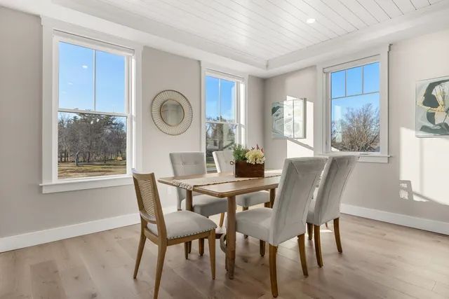 $2,555,555 | 33 Little Bay Drive, Dover, NH 03820