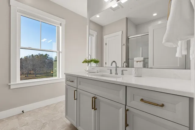 $2,555,555 | 33 Little Bay Drive, Dover, NH 03820