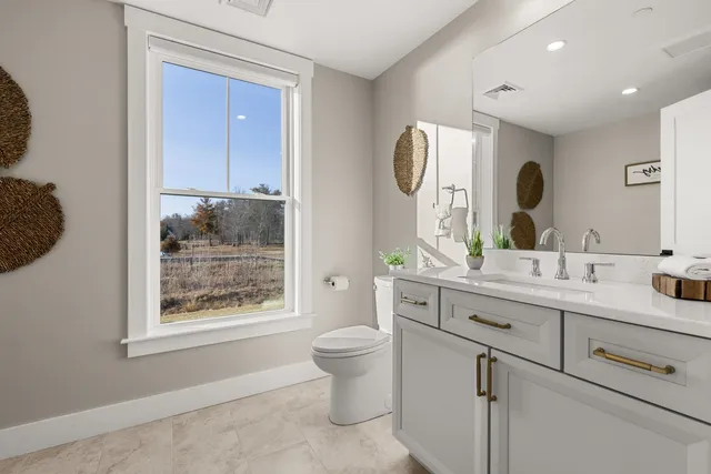 $2,555,555 | 33 Little Bay Drive, Dover, NH 03820