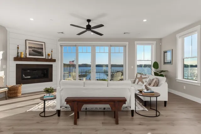 $2,555,555 | 33 Little Bay Drive, Dover, NH 03820