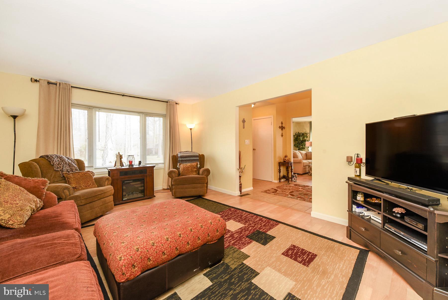 31 Exeter Road Hightstown, NJ 08520 - Photo 8 of 30 Gallery Image 8
