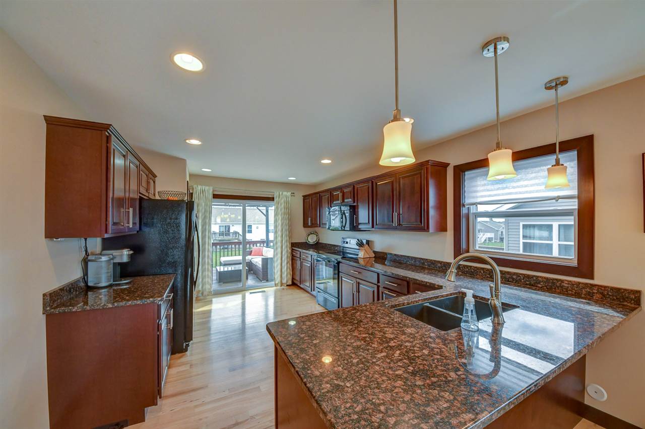 355 Saddleback Road Marion, IA 52302 - Photo 12 of 47 Gallery Image 12