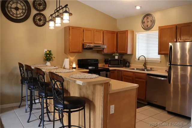 $240,000 | 611 Lazy Days Road, Unit C9, Osage Beach, MO 65065