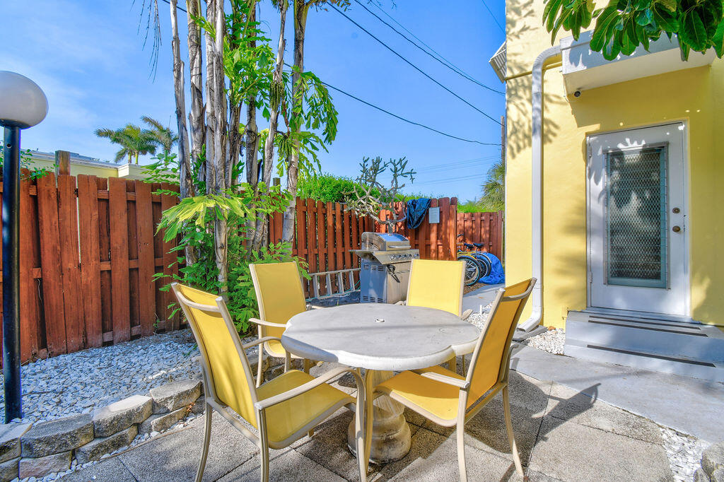 172 North County Road Palm Beach, FL 33480 - Photo 14 of 49 172NCountyRd#3_16