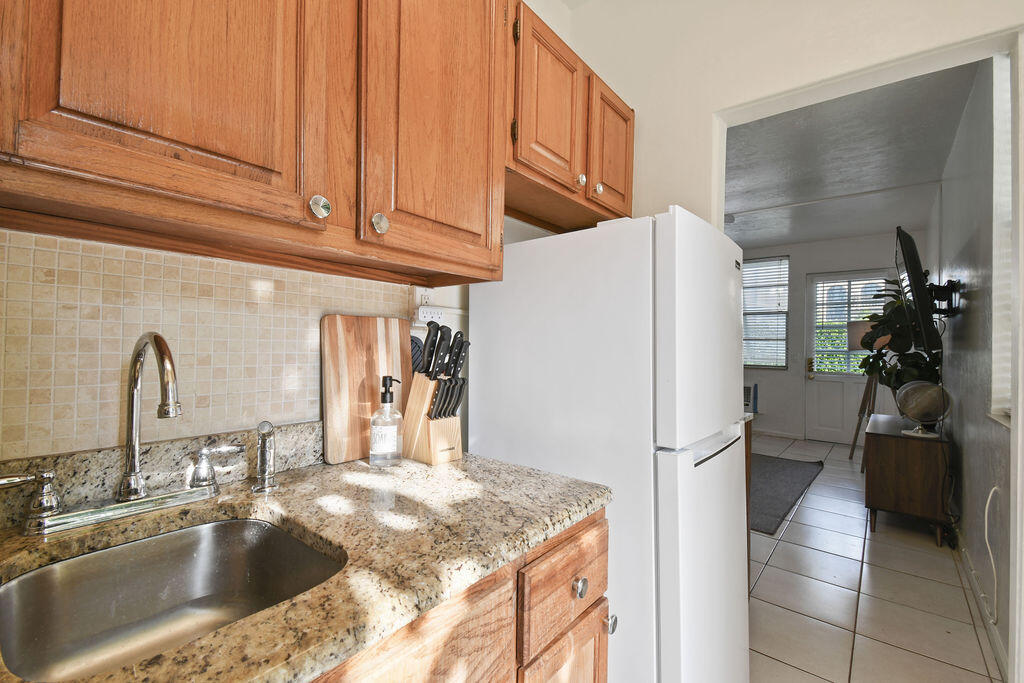 172 North County Road Palm Beach, FL 33480 - Photo 18 of 49 Residence #3