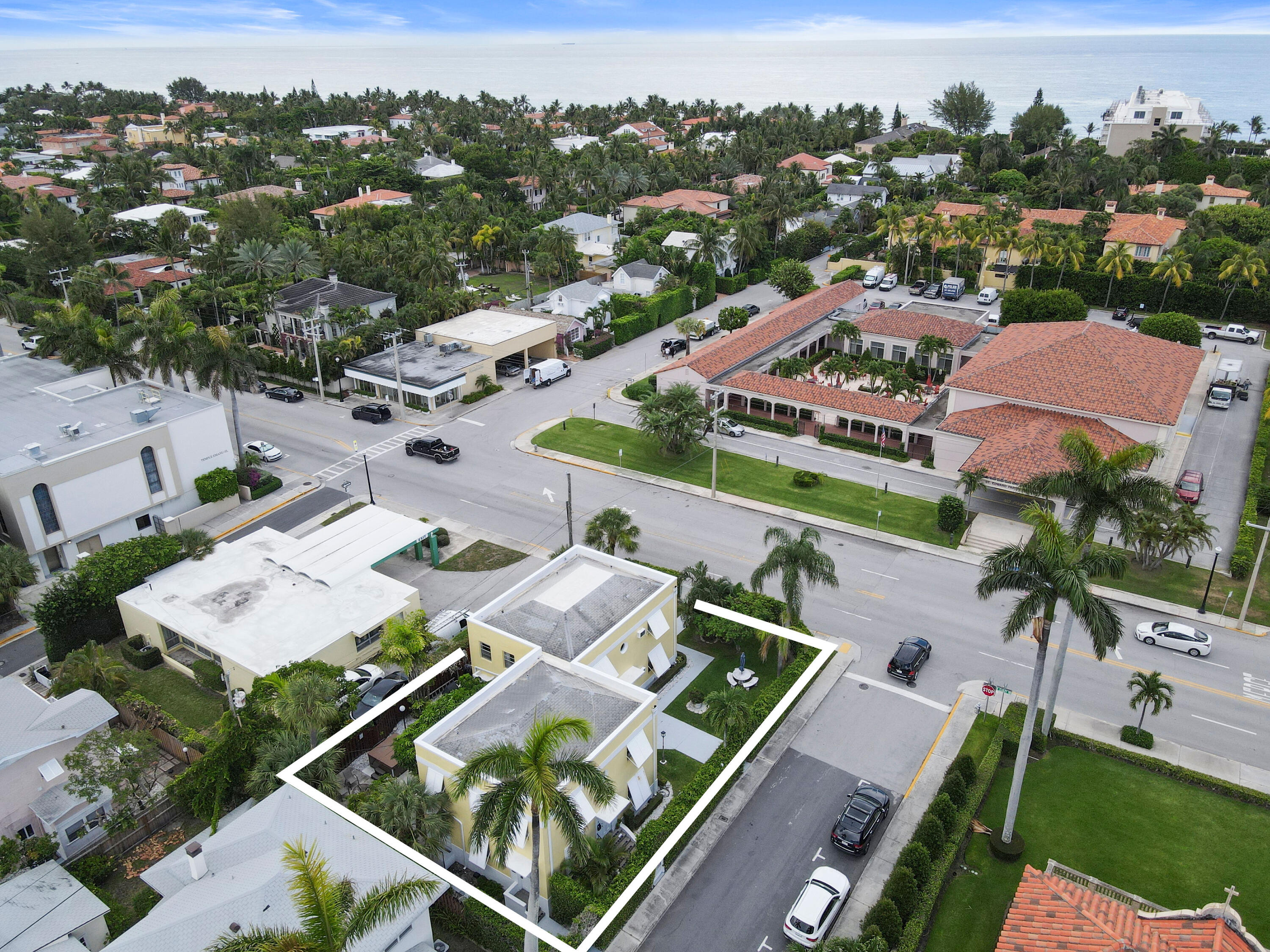 172 North County Road Palm Beach, FL 33480 - Photo 2 of 49 172NCountyRdAerial_13a