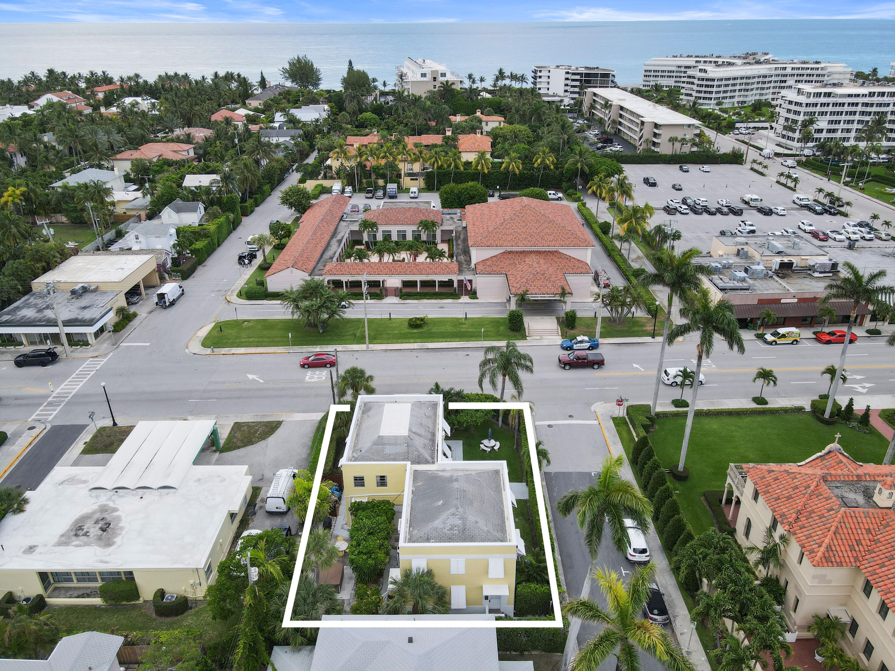 172 North County Road Palm Beach, FL 33480 - Photo 46 of 49 172NCountyRdAerial_14a