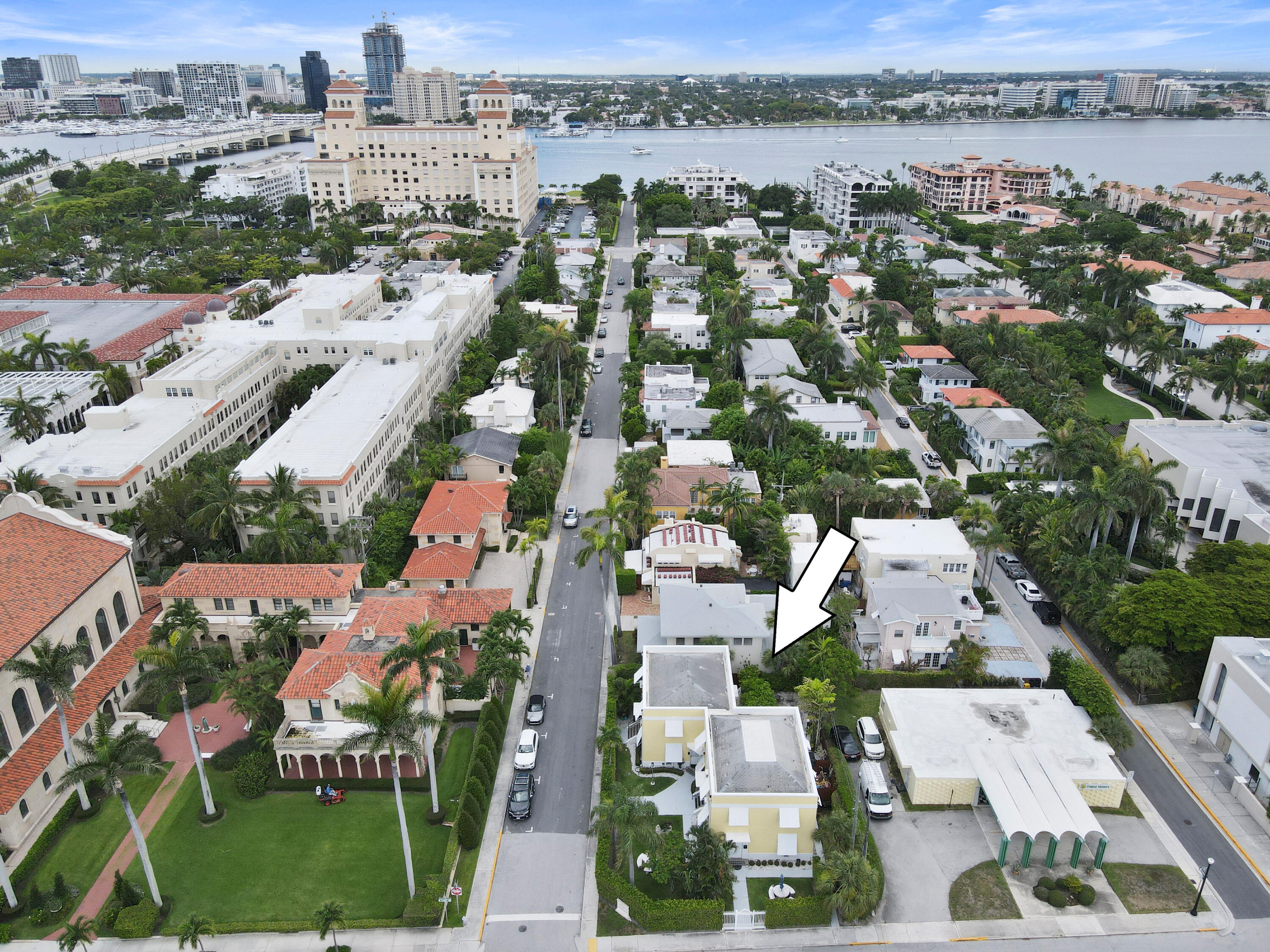 172 North County Road Palm Beach, FL 33480 - Photo 47 of 49 172NCountyRdAerial_21a