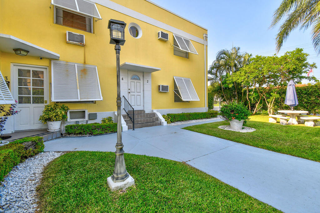 172 North County Road Palm Beach, FL 33480 - Photo 9 of 49 172NCountyRd#3_03