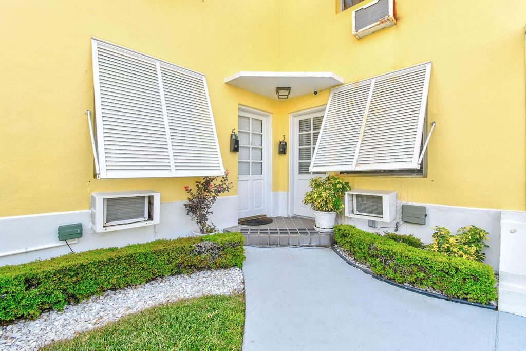 172 North County Road Palm Beach, FL 33480 - Photo 10 of 49 172NCountyRd#3_04