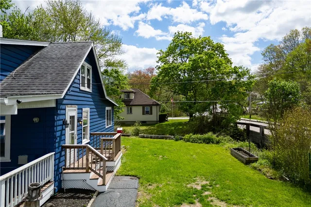 $280,000 | 71 Centennial Street, Burrillville, RI 02859