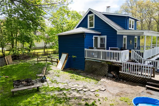 $280,000 | 71 Centennial Street, Burrillville, RI 02859